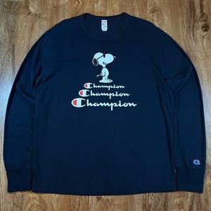 Todd Snyder x Peanuts x Champion Long Sleeve Crewneck Size Large Navy Snoopy